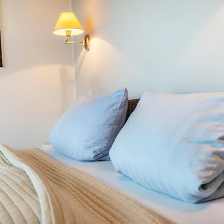 Schwanenuferhaus * Kosel